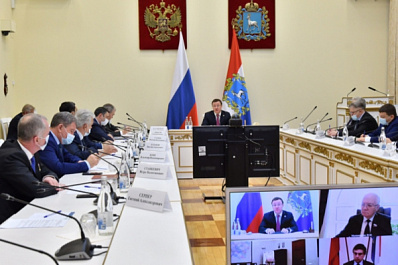 Дмитрий Азаров и депутаты Госдумы обсудили направления совместной работы