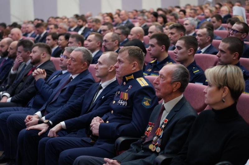 Курс на развитие: 28 декабря состоялось внеочередное заседание Самарской губернской думы