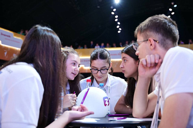 Время действовать: Российское общество "Знание" открывает регистрацию команд для участия в интеллектуальном турнире Знание.Игра