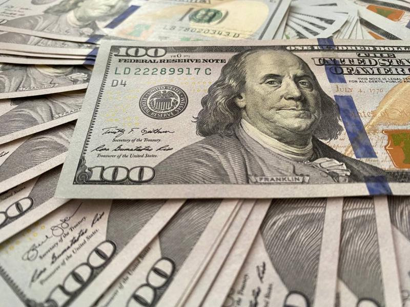 Финансист дал прогноз по курсу доллара на начало лета