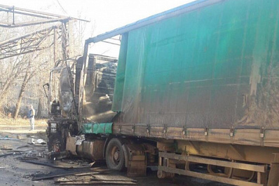 В Самаре дотла сгорел грузовик