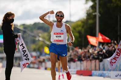 Тольяттинец стал победителем московского марафона 