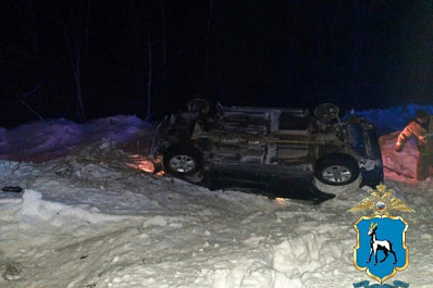 Есть пострадавшие: в Самарской области Hyundai Tucson выехал на встречку и перевернулся