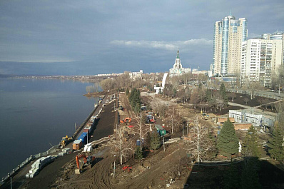 В Самаре протестировали фонтан у Ладьи