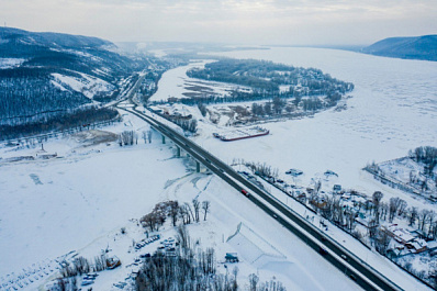 Благодаря нацпроекту дороги к аэропорту Курумоч становятся комфортнее и безопаснее