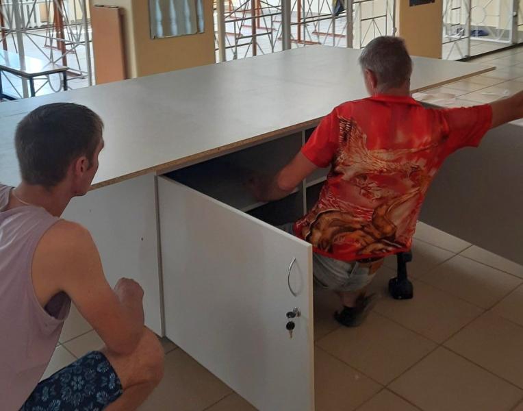 В Отрадном начали поставлять оборудование для школьных "Точек роста"