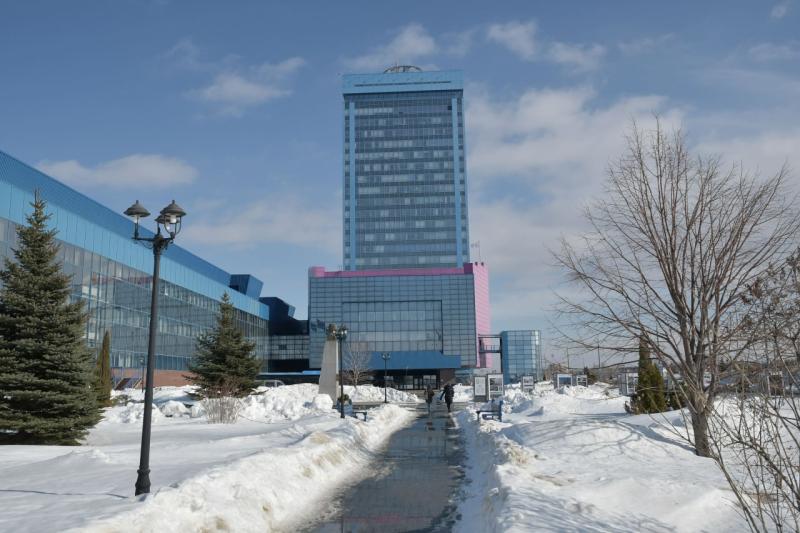 В Тольятти открыли мемориальную доску Владимиру Каданникову