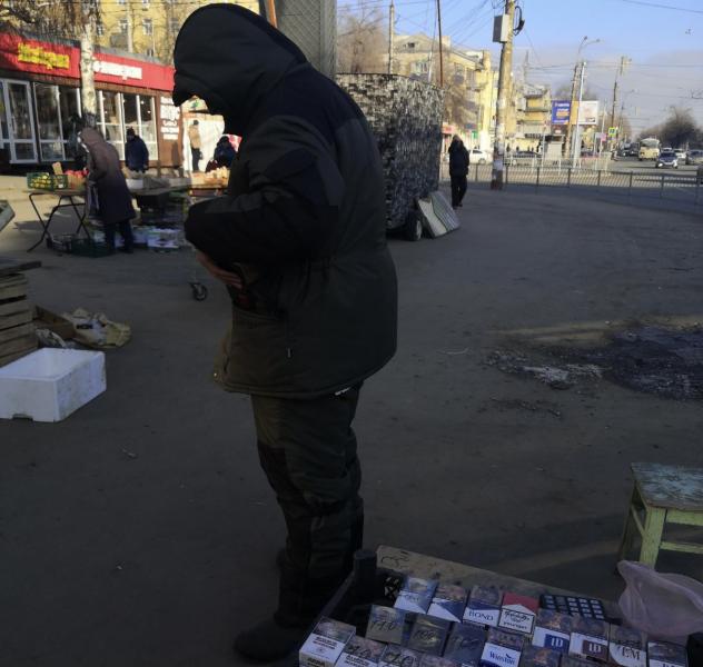 В Самаре у 17-летнего парня изъяли 2500 пачек табака