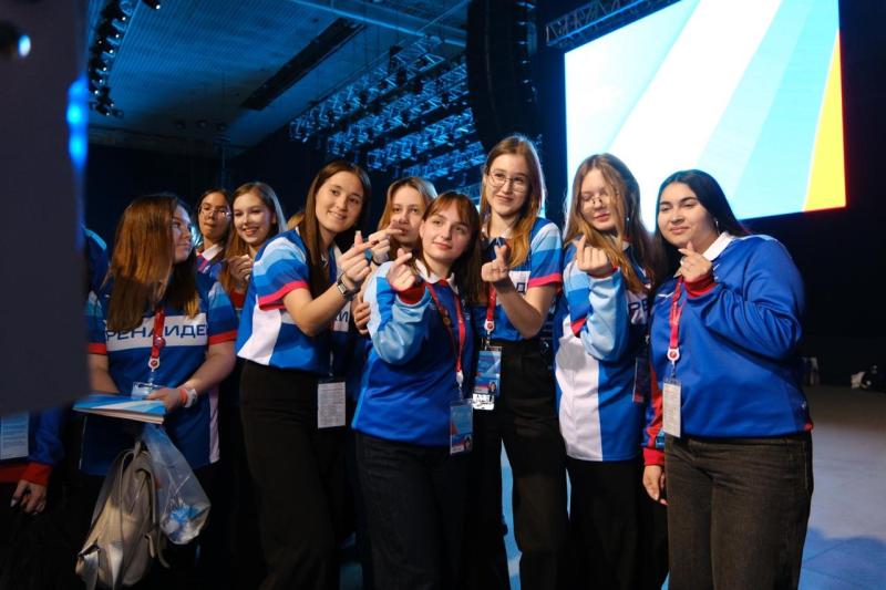 В Самаре наградили волонтеров форума "Россия — спортивная держава"