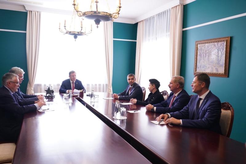 Дмитрию Азарову представили нового управляющего отделением Самара Волго-Вятского главного управления ЦБ РФ