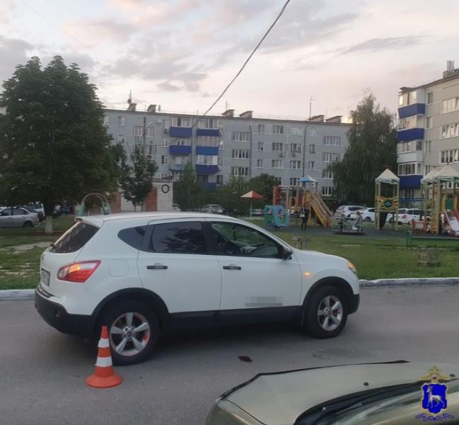 В Самарской области 6-летний мальчик попал под колеса иномарки