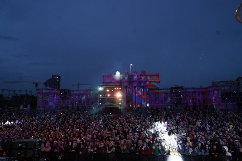 Гранд-финал второго фестиваля "САМ.ФЕСТ" собрал в Самаре 46 000 зрителей
