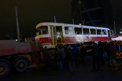 В Самаре восстановили движение после падения трамвая у ТЦ "Апельсин"