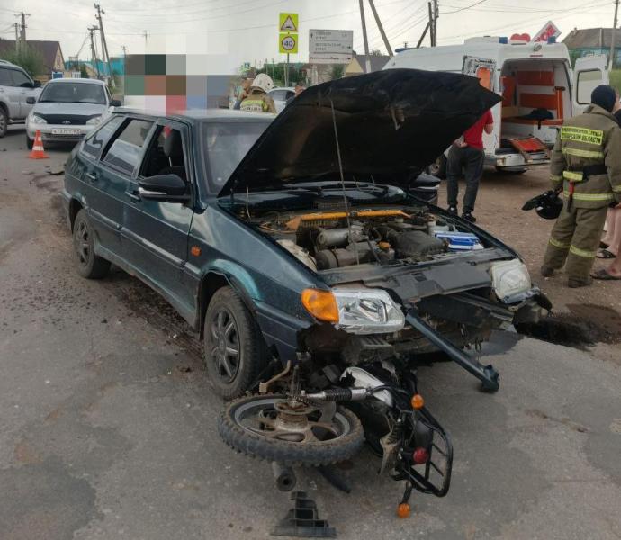 В Самарской области в ДТП с мопедом пострадал 14-летний подросток