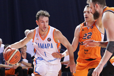 Баскетболисты "Самары" обыграли "Парму" в первом матче четвертьфинала Кубка России