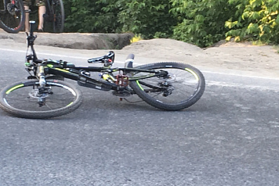 Сбитый в Тольятти велосипедист спровоцировал ссору между пользователями ВК 