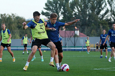 "Крылья Советов" начали подготовку к матчу с московскими "железнодорожниками" 