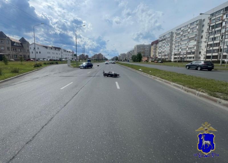 Три человека оказались в больнице после столкновения двух легковушек в Самарской области