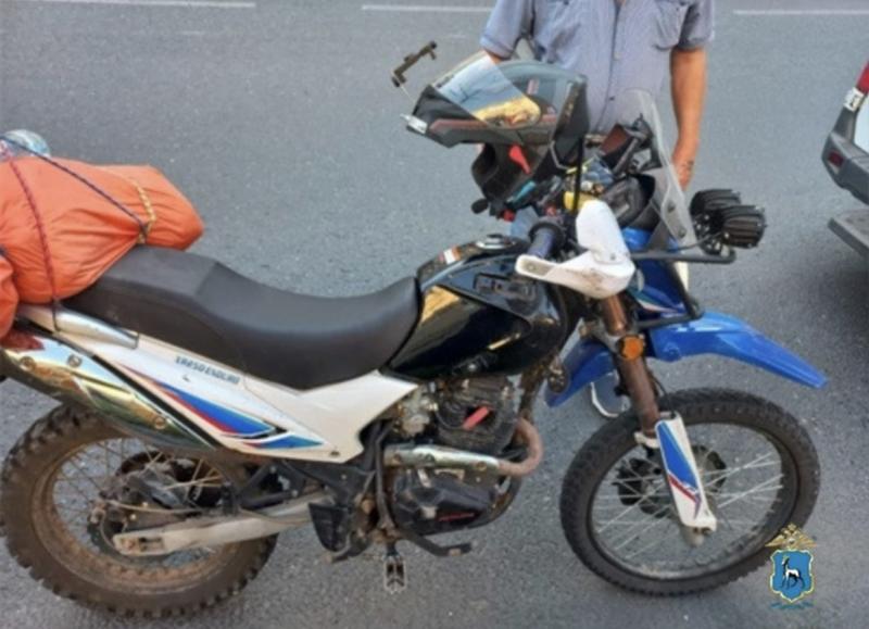 В Самарской области 22-летний автомобилист из Ульяновска сбил мотоциклиста