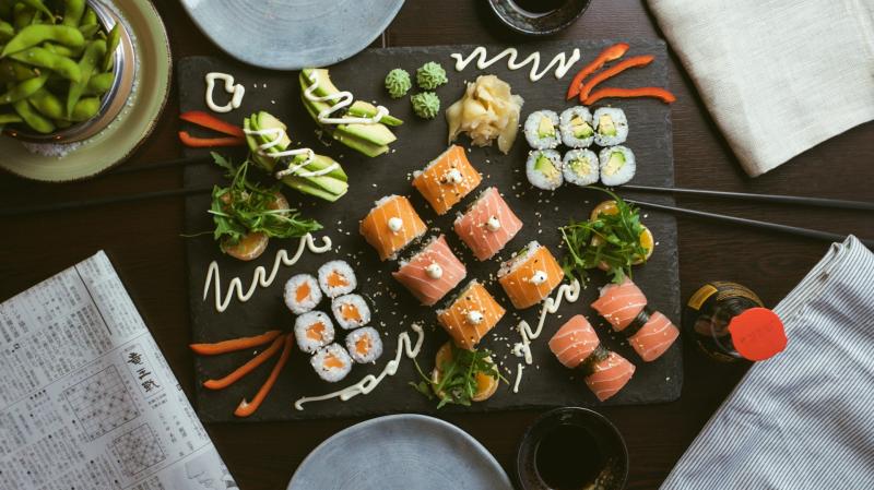 Суши и роллы: как правильно выбирать и хранить блюда японской кухни