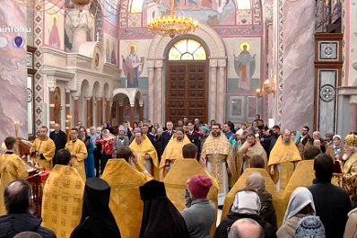 В Самару доставили мощи святых благоверных князя Петра и княгини Февронии