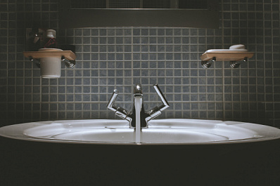 В Самаре из-за коммунальных аварий 23 августа отключили воду на четырех улицах