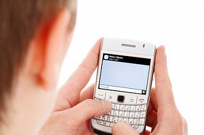 В России выросли продажи кнопочных телефонов, как и цена на них