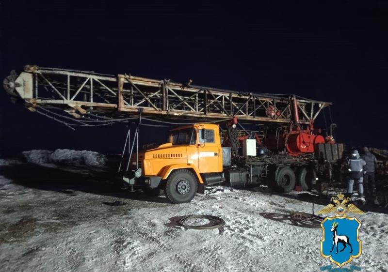 В Самарской области грузовик КрАЗ задним ходом сбил 33-летнего мужчину 