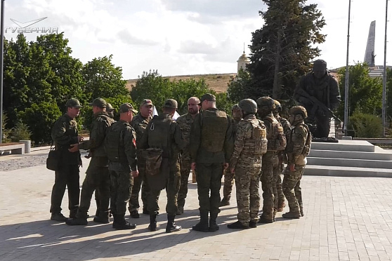 Поездка Вячеслава Федорищева на Донбасс, поддержка бойцов, развитие промышленности. Спецрепортаж