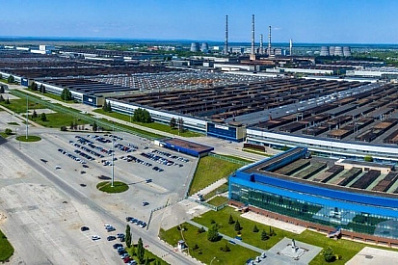 Дмитрий Азаров поздравил жителей Тольятти с 50-летием выпуска первого легкового автомобиля ВАЗ