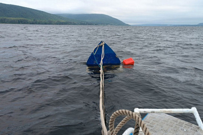 Утром 18 июня двух человек спасли с тонущей лодки в Красноглинском районе