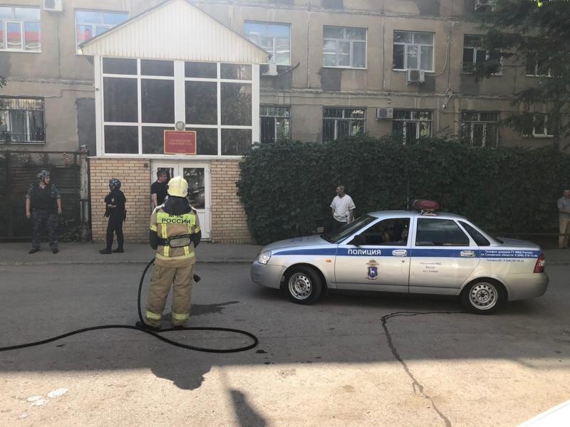 В Самаре эвакуируют людей из суда Октябрьского района