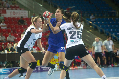 Гандбольная "Лада" взяла верх над "Астраханочкой" 