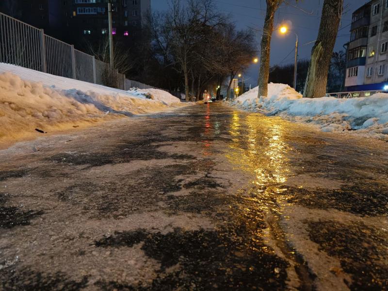 Синоптики бьют тревогу из-за гололеда в Самарской области 18 января