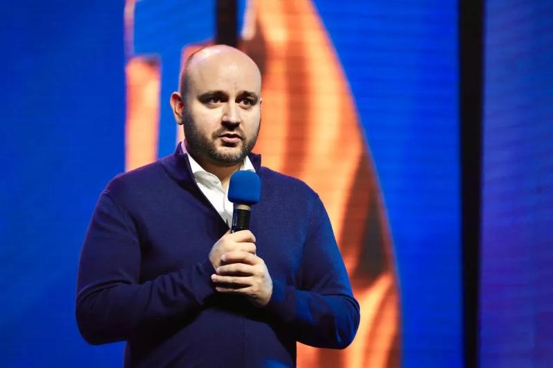 В Самаре губернатор Федорищев поздравил студотряды с закрытием III трудового семестра