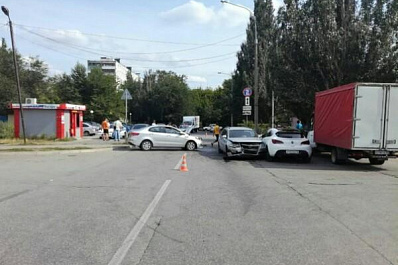 Лихой водитель из Тольятти устроил массовое ДТП