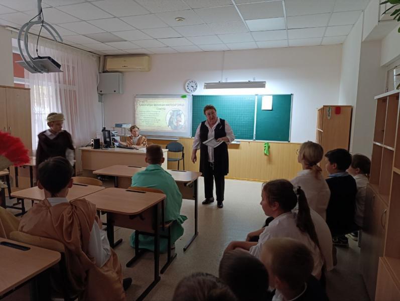 От Конфуция до Афродиты: в Самаре школьники прошли "Посвящение в историки"