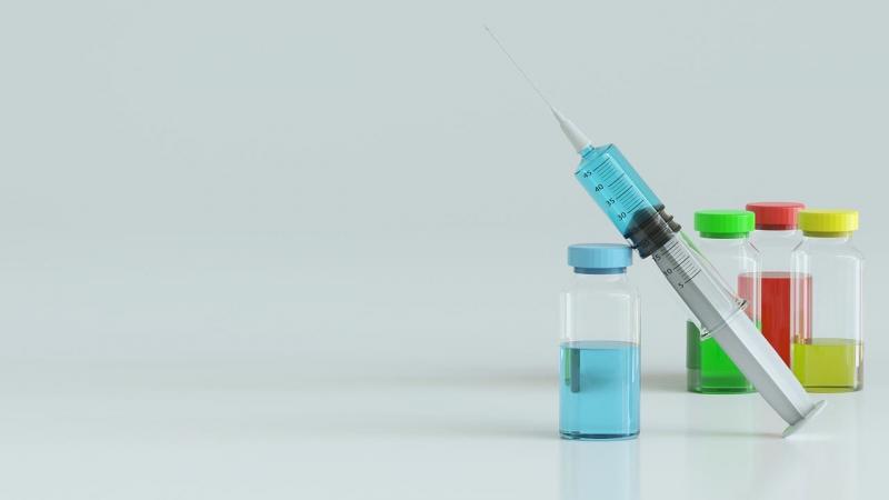 Ученые рассказали, какой вакциной привили Владимира Путина