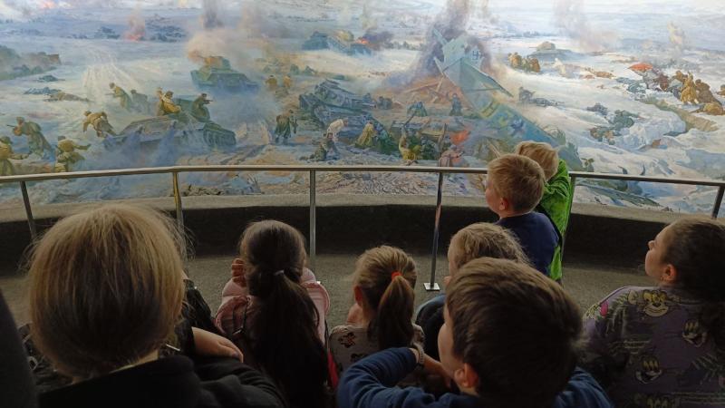 9 декабря Волгоград переименовали в Сталинград