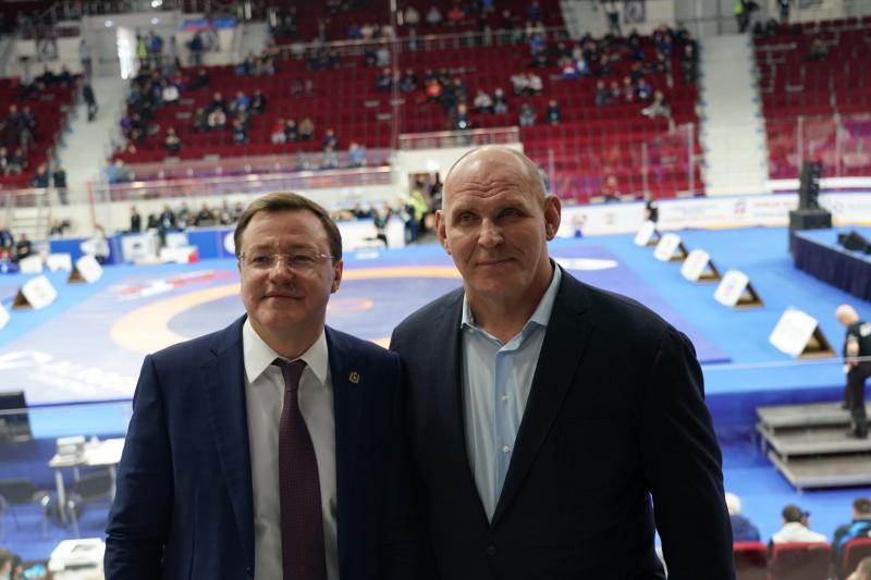 Дмитрий Азаров встретился с трехкратным олимпийским чемпионом, Героем России Александром Карелиным
