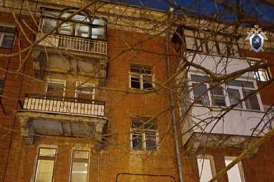 В Самаре на женщину с крыши упала наледь