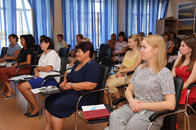 С 1 сентября учителя региона будут получать доплаты за классное руководство