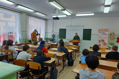 В Самаре школьники "примерили" традиции народного костюма к современной моде