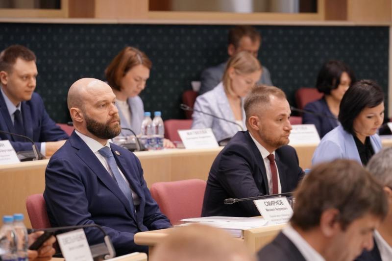 Правительство Самарской области отчиталось перед депутатами о работе в 2024 году