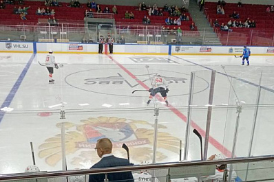 Самарский ЦСК ВВС сохранил первое место после поражения от "Феникса" 