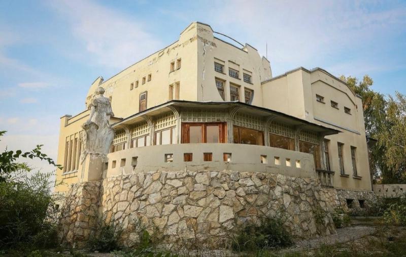 Самарскую "дачу со слонами" передадут в федеральную собственность