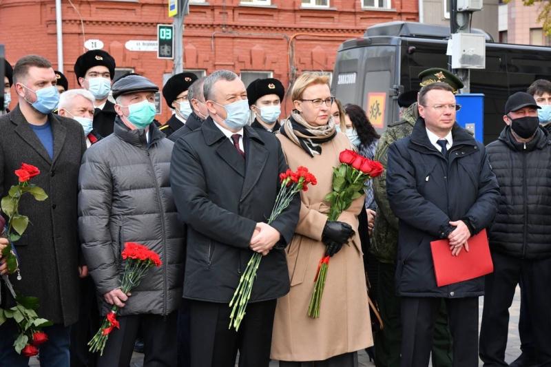 В Самаре открыли мемориальную доску Народному комиссариату иностранных дел СССР