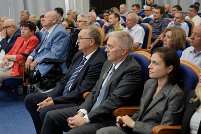 Металлургов Самарской области наградили за труд