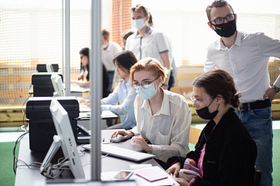 "Портрет абитуриента изменился": Самарский университет зачислил на бюджет 576 золотых медалистов