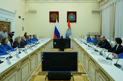 Вячеслав Федорищев встретился с футболистками самарской "молодежки"